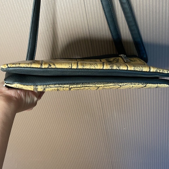 M.c. Marc Chantal Leather purse Black and Tan - Picture 9 of 11